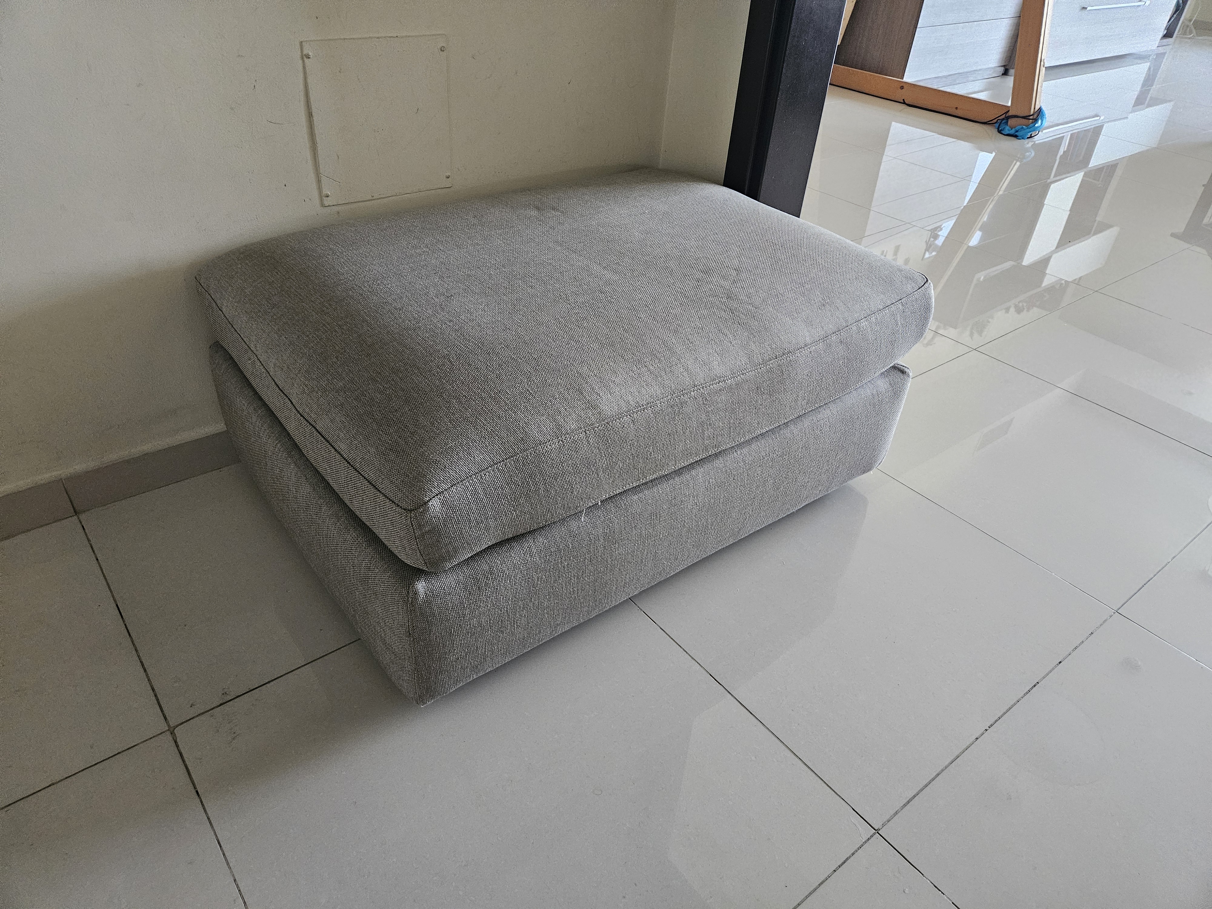 Sofa + Ottoman
