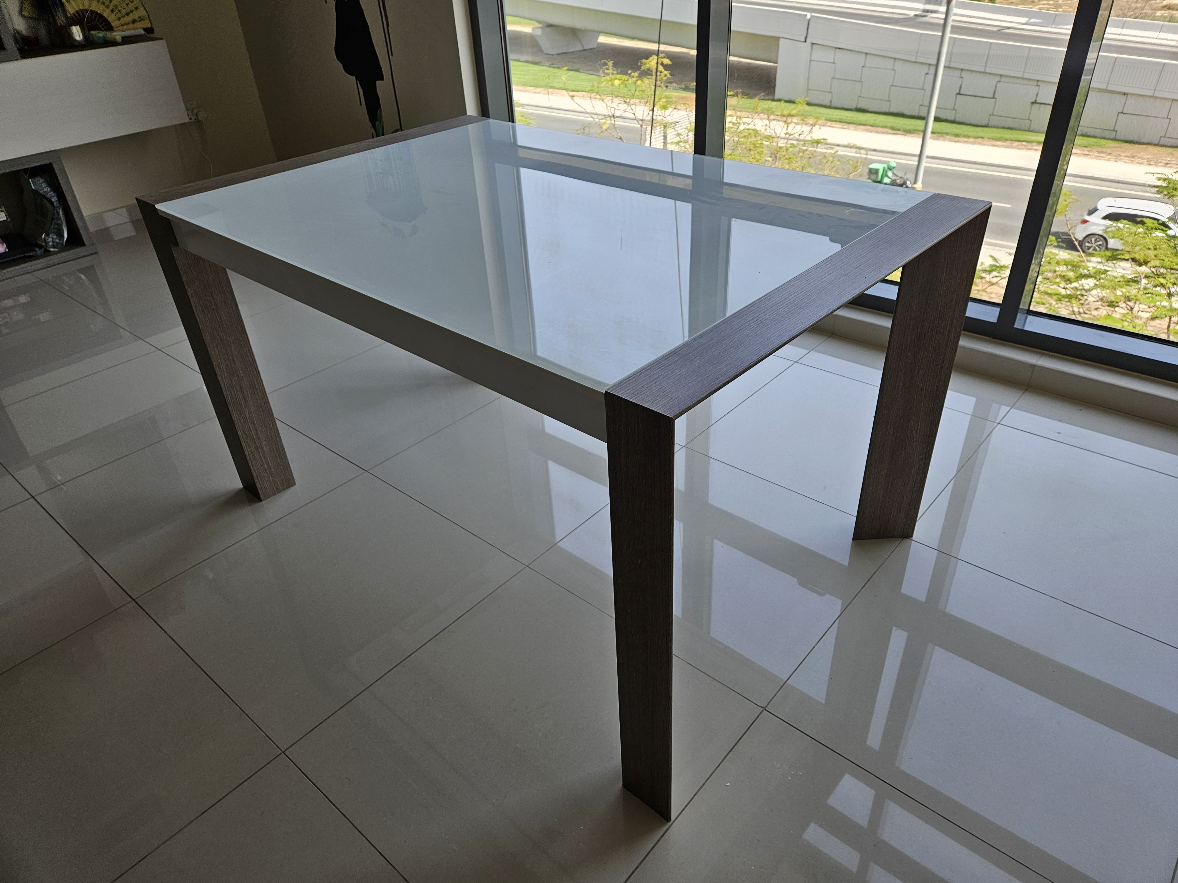 Glass table + 5 Ikea chairs
